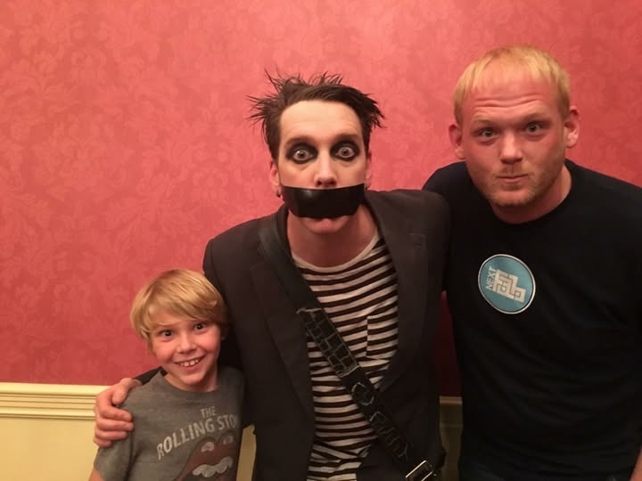Cyan-E - Tapeface - Mikey