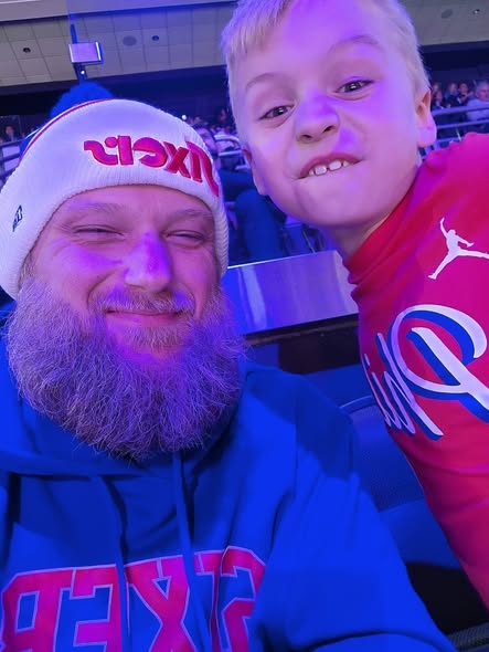 Cyan-E - Cyan-Ejr - Sixers Game - 1