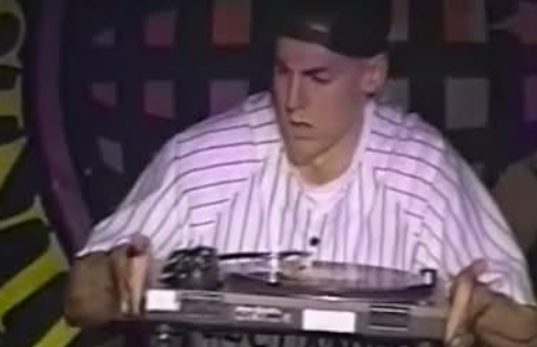 Cyan-E - DJ Rectangle